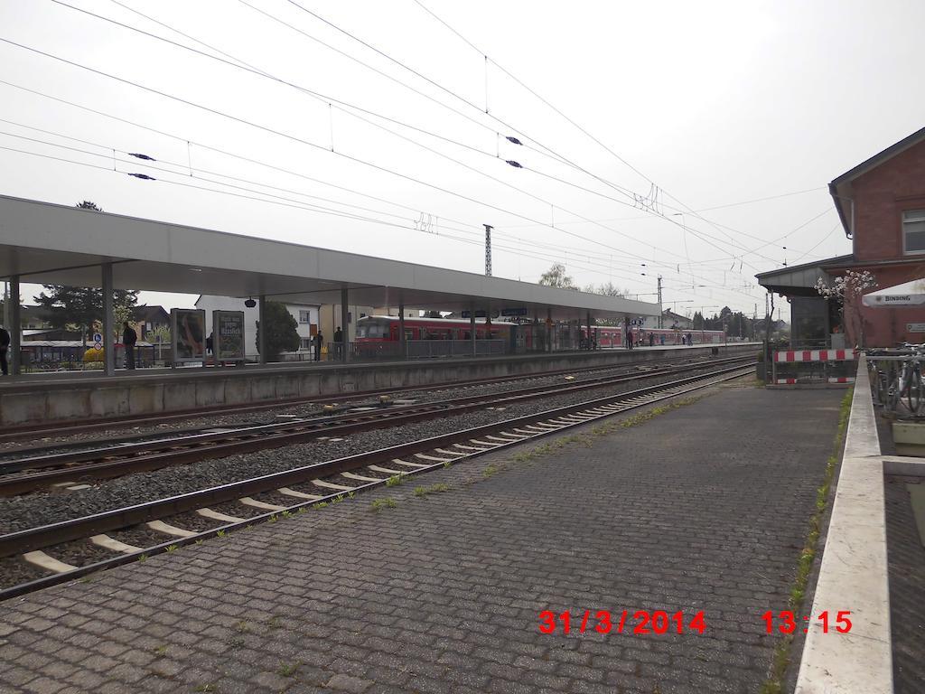 Frankfurt Airport & Fair Apartment Kelsterbach Quarto foto