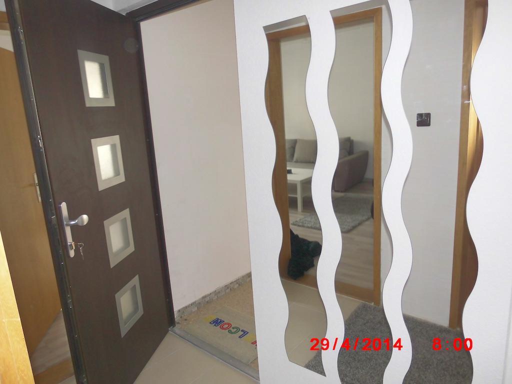 Frankfurt Airport & Fair Apartment Kelsterbach Quarto foto